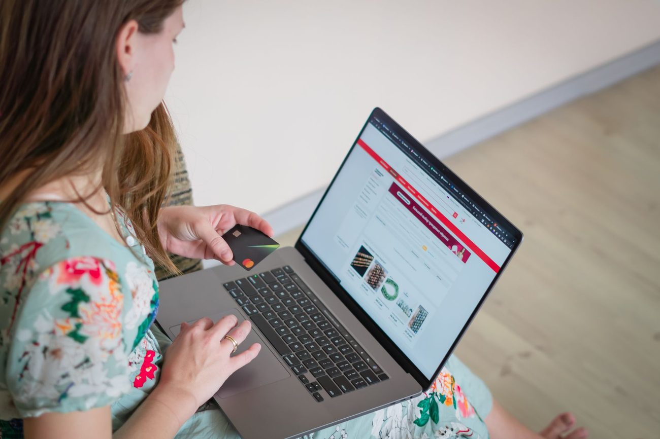Price Tracking Tools That Actually Work in 2026